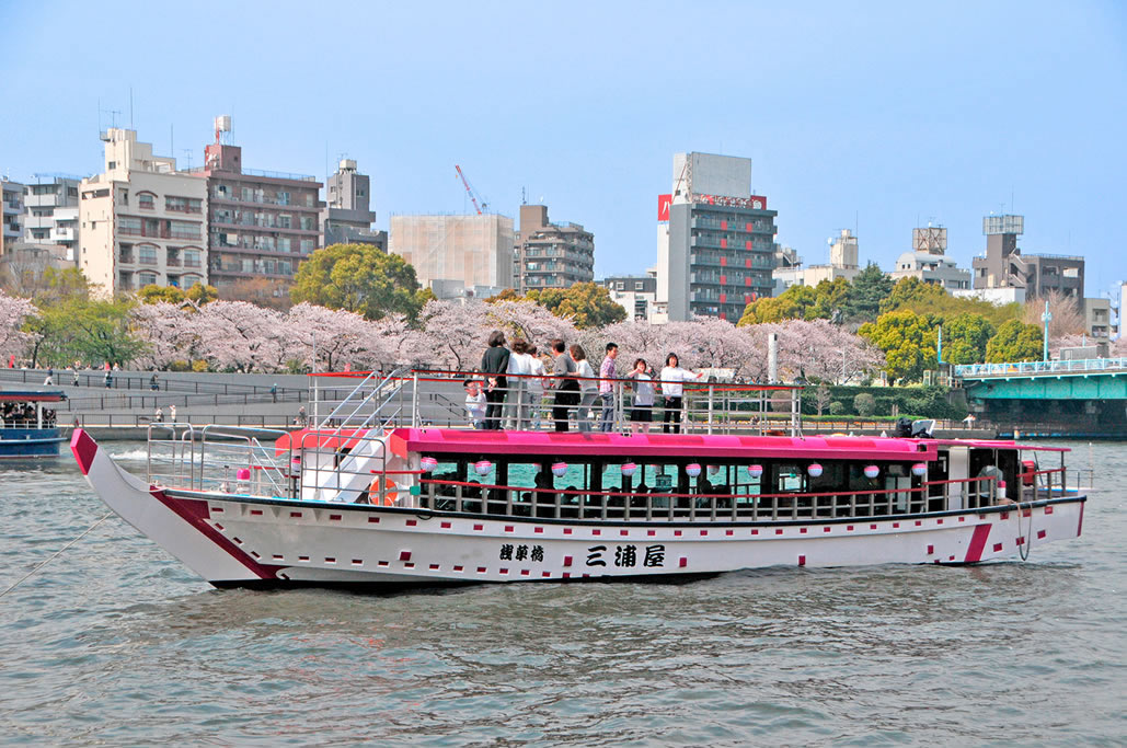 屋形船で東京観光やお花見船なら浅草橋の三浦屋で